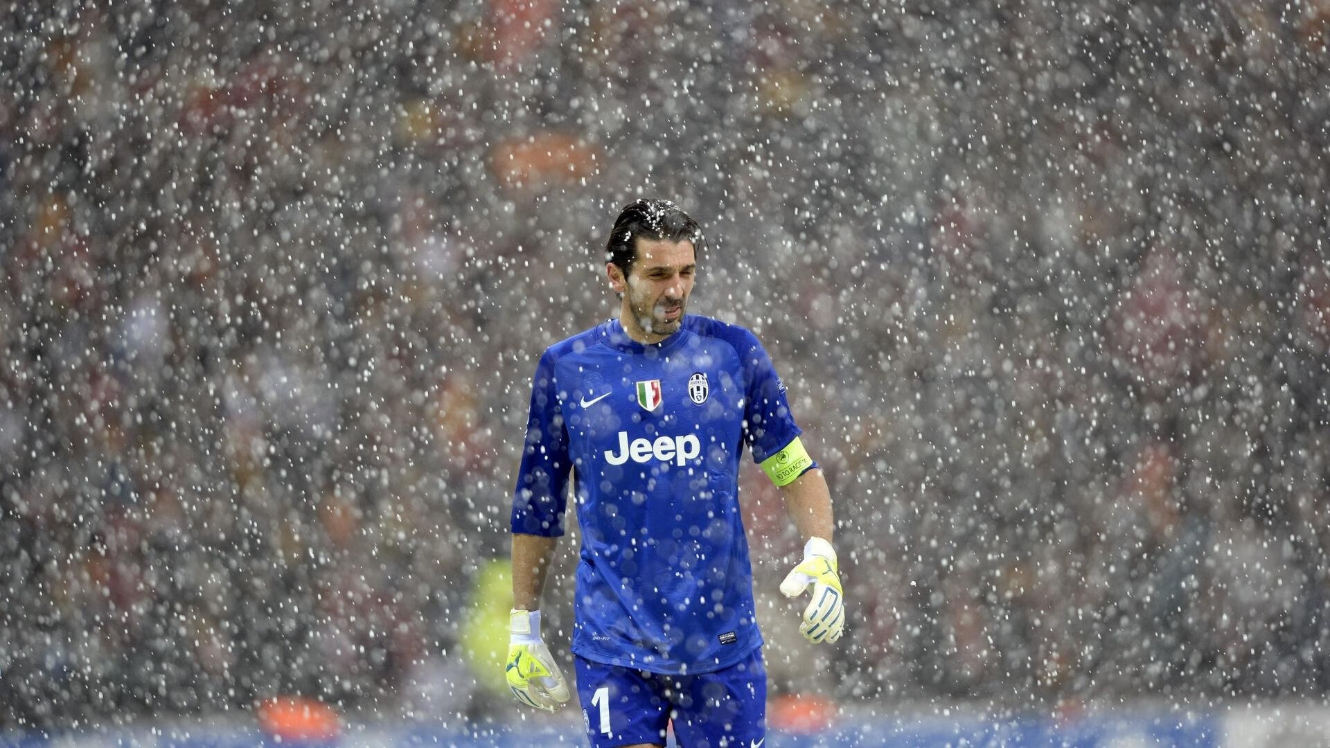 《从零到英雄:新手玩家的电竞成长之路》,从0到英雄